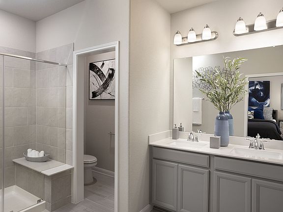 DunvaleVillageS135HarlowLiVENOWFreshENTRYBATHBED1web