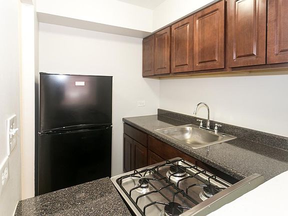4th image of 1040 W Hollywood Ave APT 417