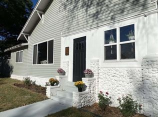 202 N Walnut St, Anderson, MO 64831