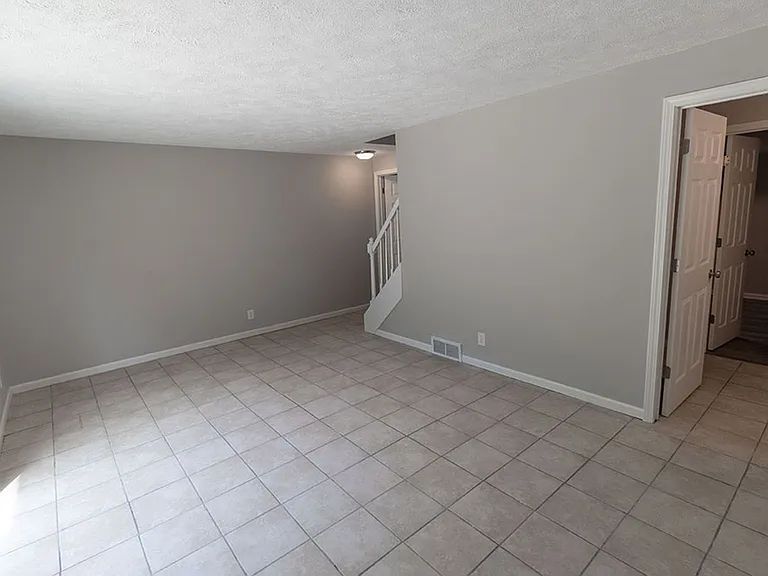 1321 S Roseta Ave — Photo 19