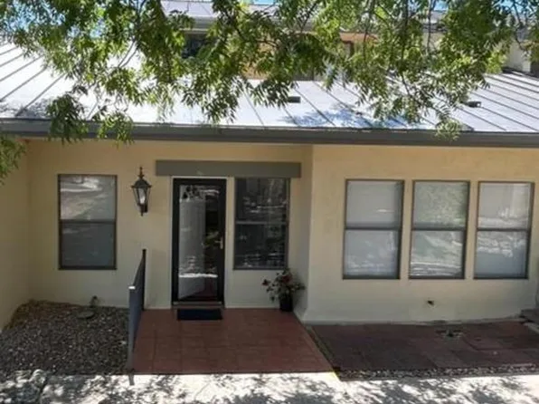 220-10 E Riverhill Club Ln, Kerrville, TX 78028