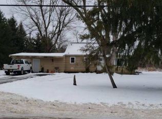 245 Peck Rd, Hilton, NY 14468