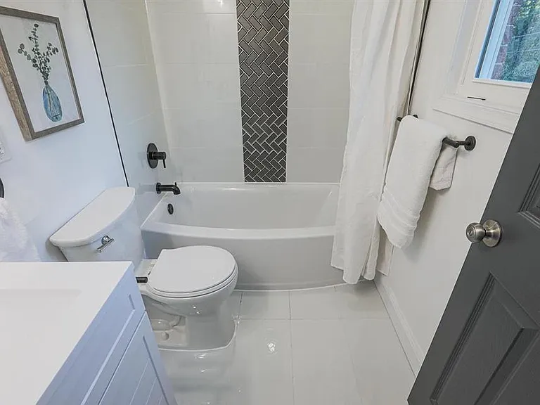 5419 Hillen Rd — Photo 26