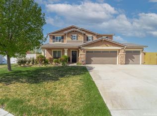 1013 Chris Ln, Tehachapi, CA 93561