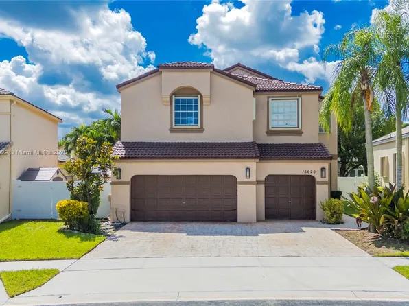 15620 NW 12th Pl, Pembroke Pines, FL 33028