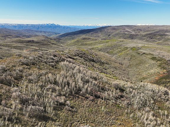 3rd image of 1 Highway 39