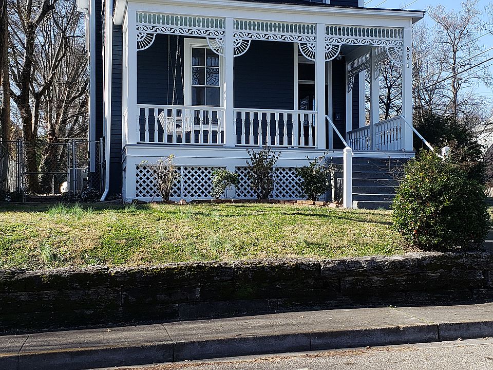 1st image of 821 Eleanor St