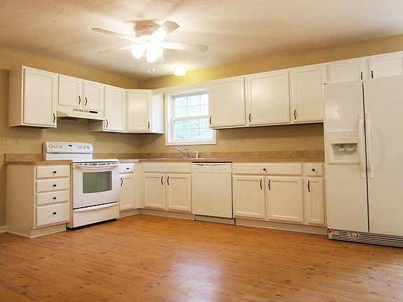 3rd image of 36786 Morning Dove Ct