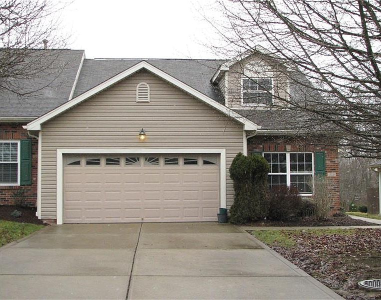 1st image of 114 Williamsburg Dr
