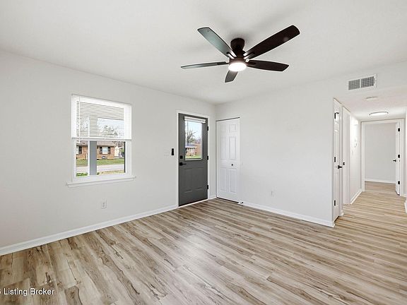 3rd image of 9403 Moonridge Pl