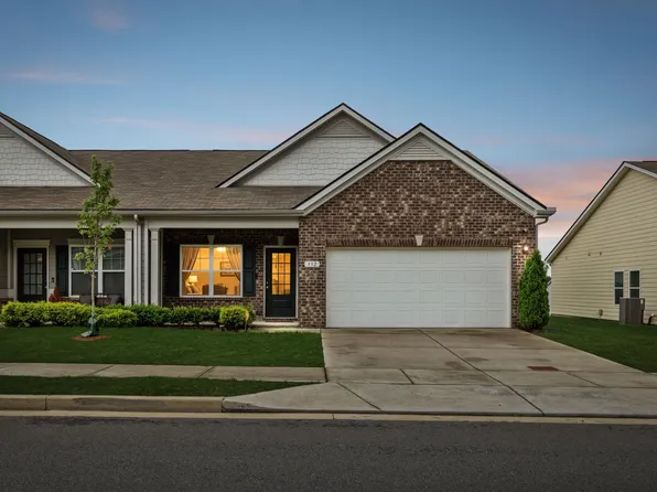 932 Millstream Dr, Nashville, TN 37218