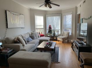 1312 W Cornelia Ave #2, Chicago, IL 60657