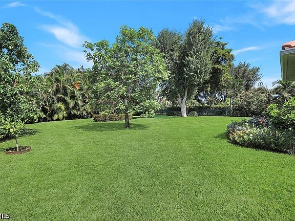4th image of 9830 Mar Largo Cir