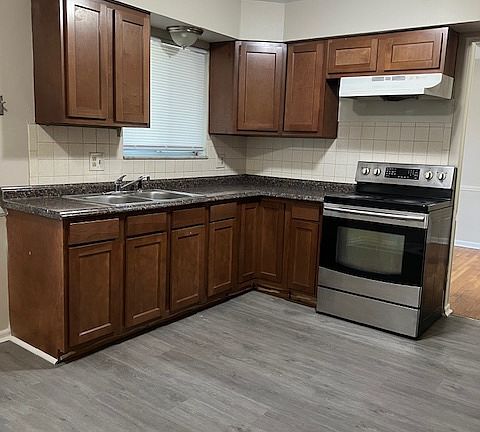 3rd image of 2029 Northtowne Ct