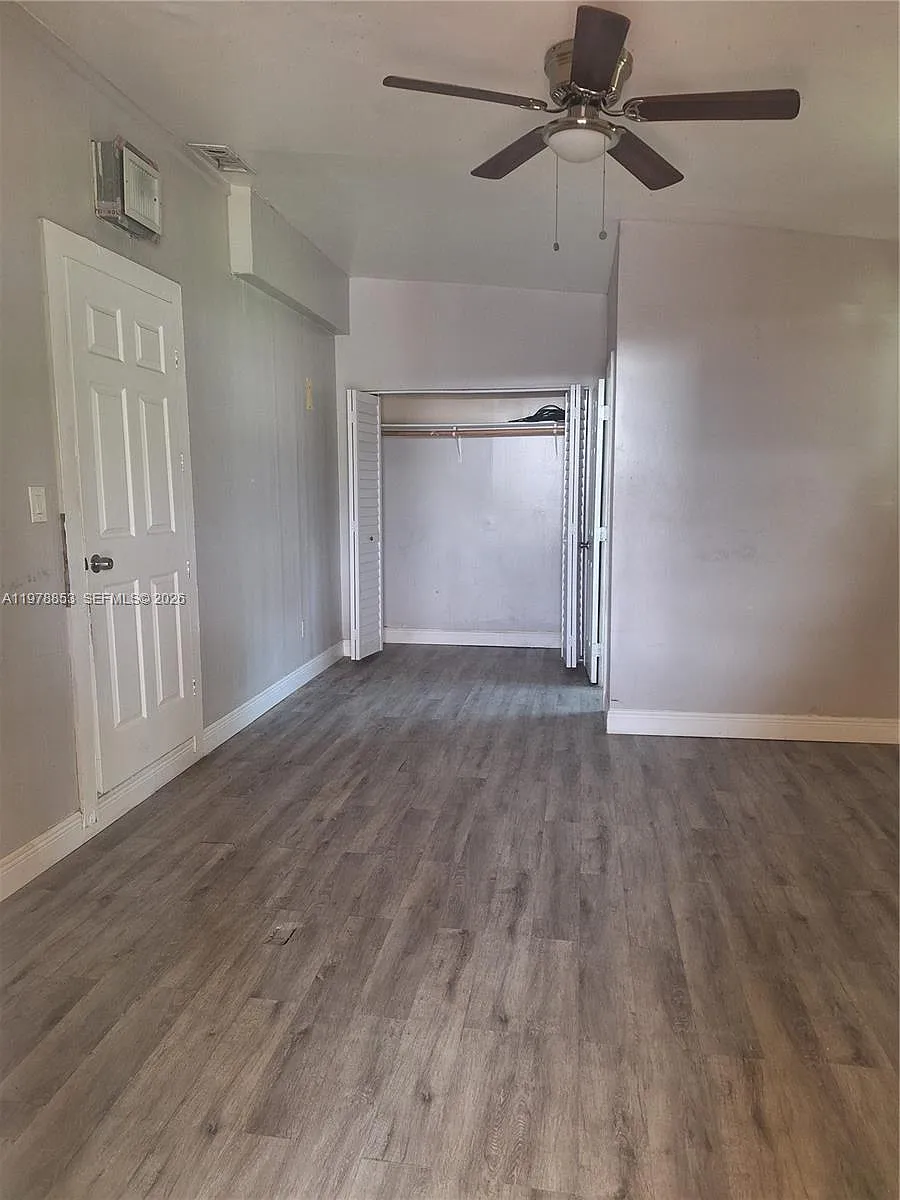 Building Photo - 771 NE 177th St #1