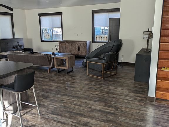 5th image of 132 Brimstone Dr