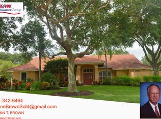 8915 Misty Creek Dr, Sarasota, FL 34241