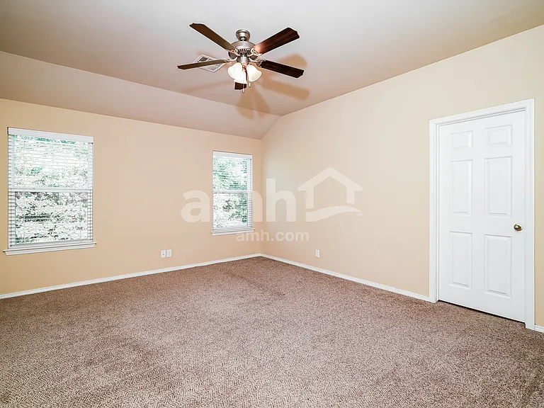 7405 S Elder Ave — Photo 8