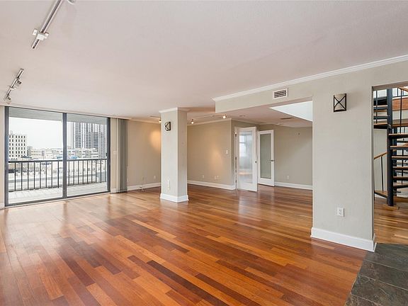 4th image of 201 W Laurel St APT 1008