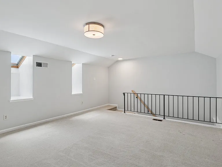 237 McIntosh Rd #82 — Photo 17