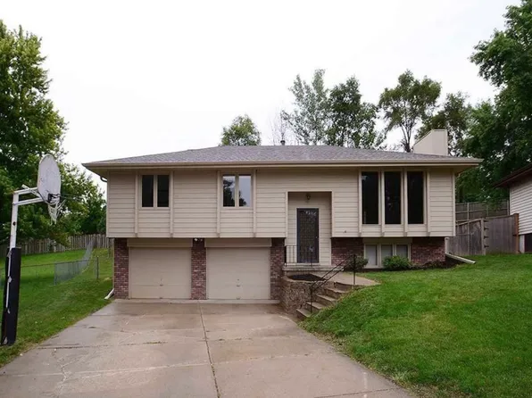 16215 Arbor St, Omaha, NE 68130