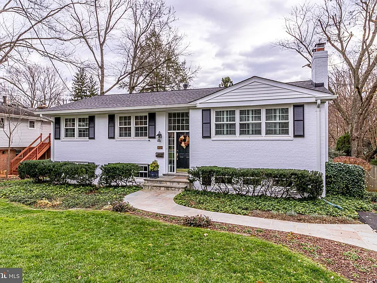 6519 Engel Dr — Photo 3