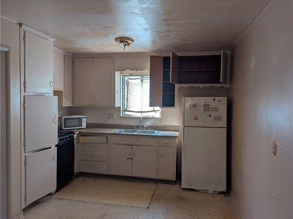 kansas-city-missouri-457039003 picture