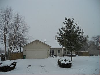 1st image of 909 Amberwood Pl
