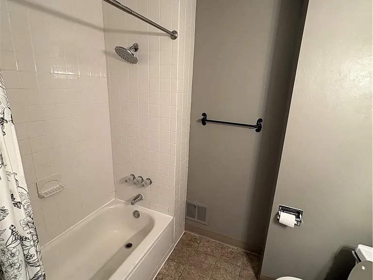493 Delaware Ave #3 — Photo 18