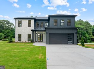 3634 Thompson Bnd, Gainesville, GA 30506