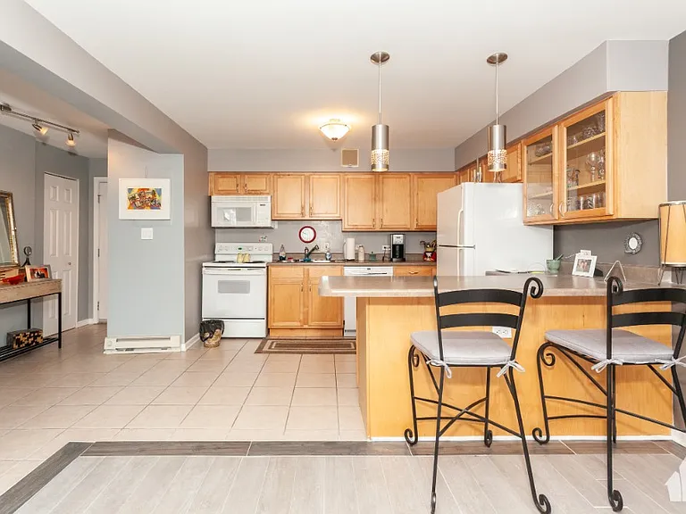 5854 N Kenmore Ave #5A — Photo 8