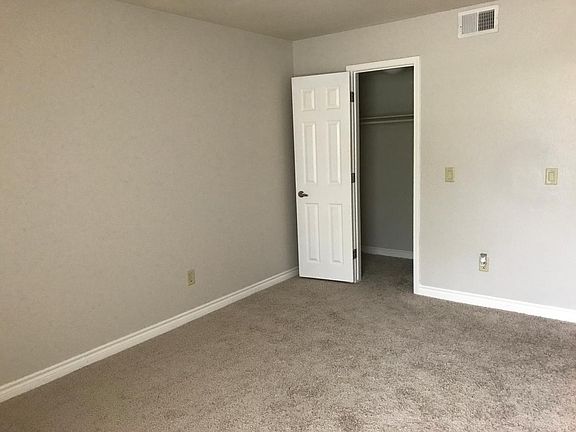 4th image of 2606 S Durango Dr APT 216