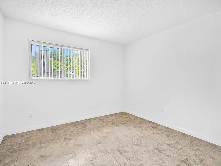 3437 NW 44th St #107 — Photo 15