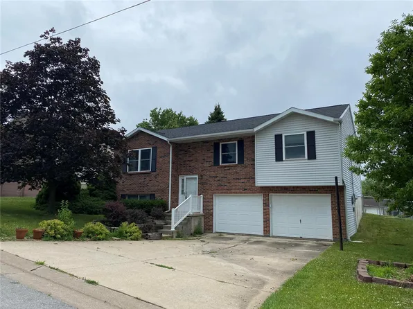 4165 Deer Ridge Dr, Hannibal, MO 63401