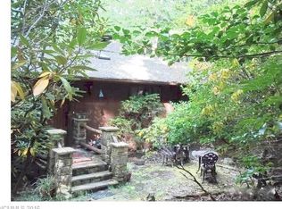 66 Old Poplar Ln, Brevard, NC 28712