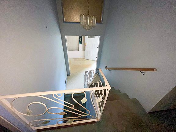 4th image of 1441 128th St