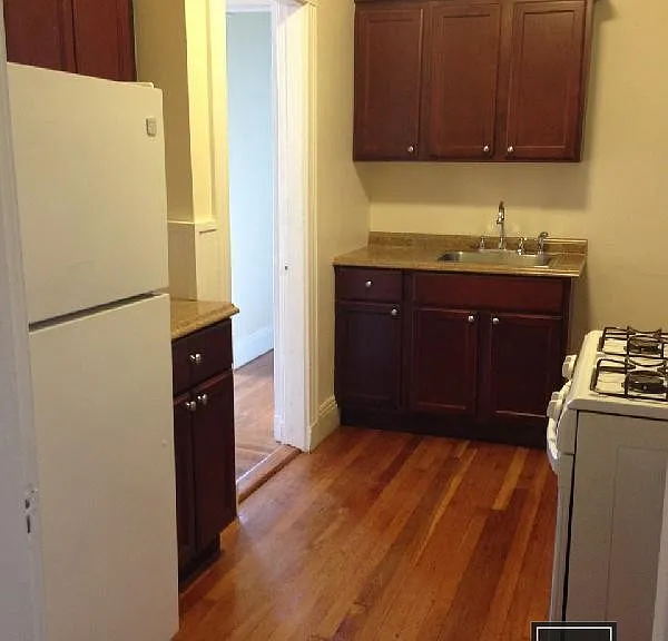 183-7 Chestnut Hill Ave — Photo 5