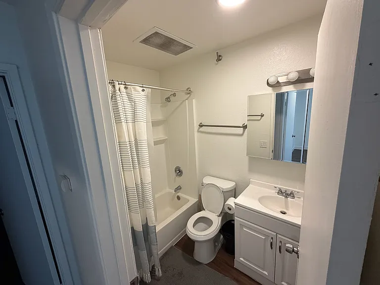8807 Hebrides Dr — Photo 9