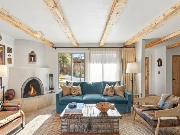 320 Artist Rd #92, Santa Fe, NM 87501