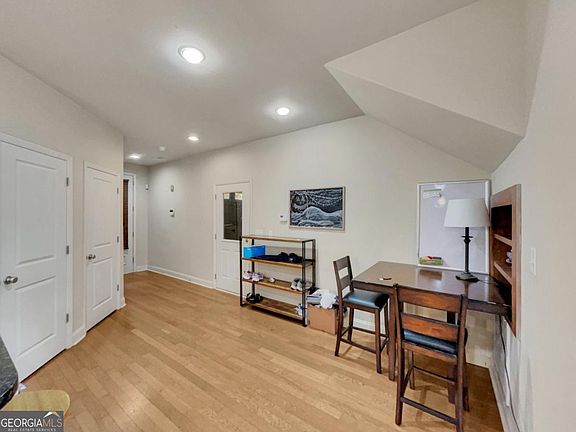 4th image of 118 Ruth Dr Unit 130