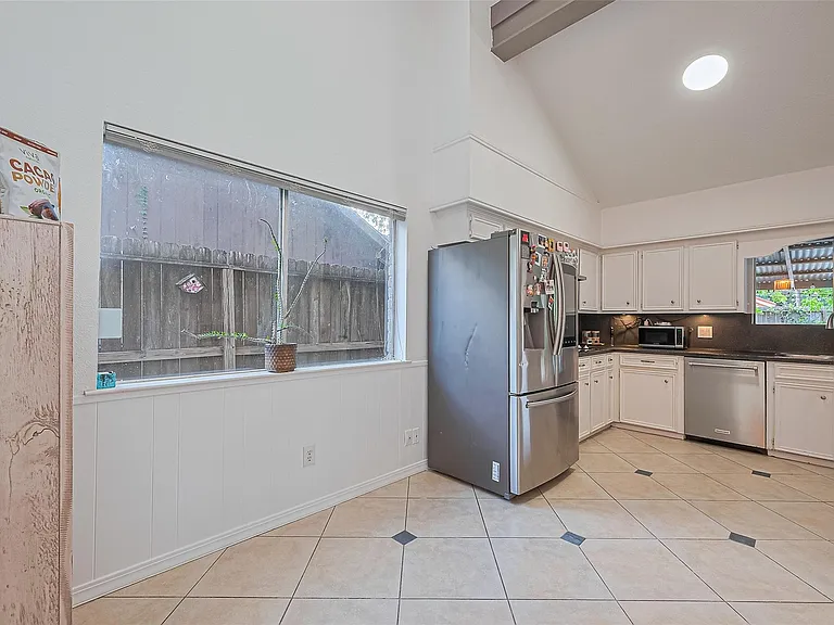 8018 Zimmermann Dr — Photo 18