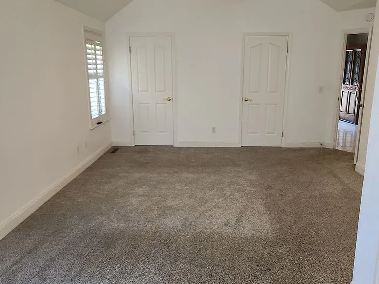 107 Leafy Glade Pl — Photo 10