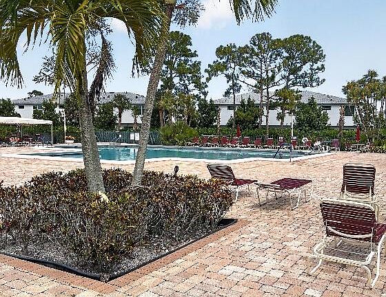 3rd image of 4820 Lucerne Lakes Boulevard W #402