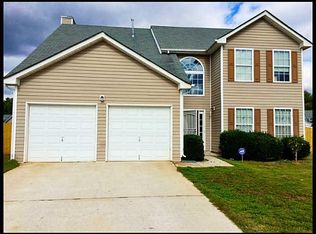 2854 High Tide Dr, College park, GA