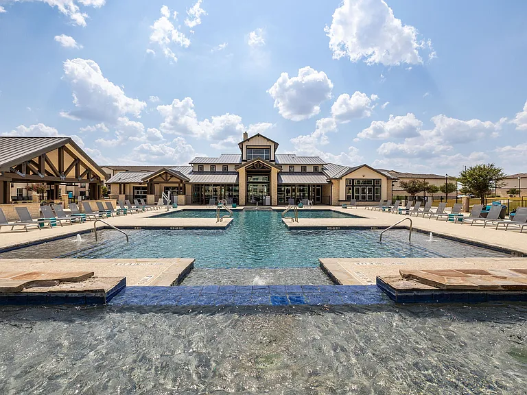 Enclave Falcon Pointe — Photo 13