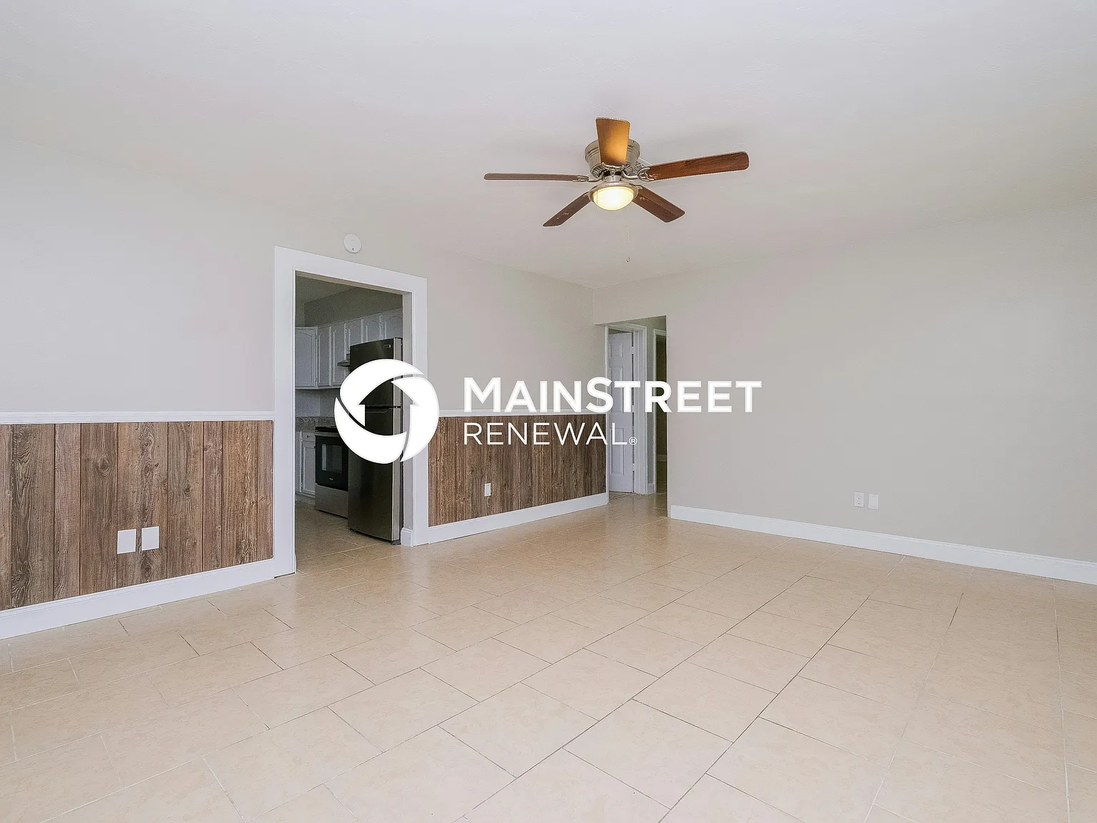 6351 Skyline Ct — Photo 3