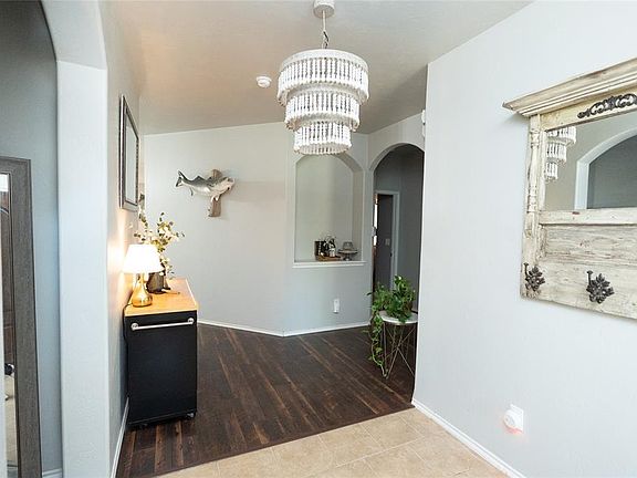 3rd image of 11125 SW 41st Pl