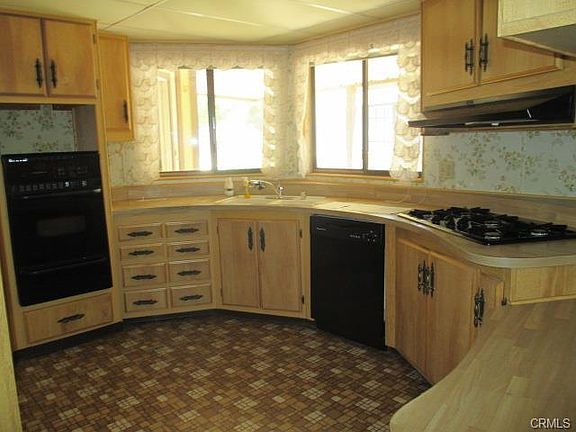 4th image of 1393 Basswood Way
