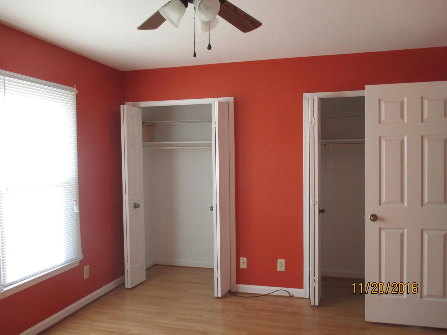 3 bed, 1401 sqft, $2,450 — Photo 3
