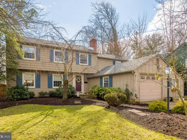 110 Warfield Rd, Cherry Hill, NJ 08034